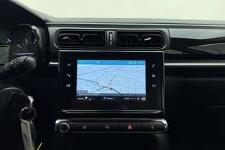 Citroen C3 1.2 PureTech Feel 110pk | Trekhaak l Apple Carplay/Android Auto l Parkeersensor Achter l Cruise Control l DAB l Climate Control l Bluetooth l Navigatie / 21