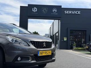 Peugeot 2008 Blue Lion 1.2 PureTech 110PK / 4