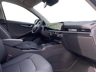 Kia Niro 1.6 GDi Hybrid DynamicPlusLine | Navigatie | Climate control | Elektrische bestuurders stoel | Schuif/kantel dak | Elektrische achterklep | DEMO / 14