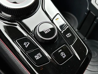 Kia Sportage 1.6 T-GDi MHEV GT-Line Automaat | Cruise control | Stoel/stuurverwarming | CarPlay | Camera | LEDER | Parkeersensoren / 22