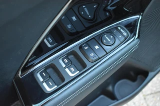 Kia Niro 1.6 GDi Hybrid DynamicLine | Trekhaak | Camera | Carplay | / 21
