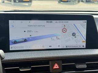 Kia EV6 77.4 kWh  | Afn. Trekhaak | SOH 100% | Half Leder | Adapt. Cruise | Stoel- en stuurverwarming | Apple/Android / 44