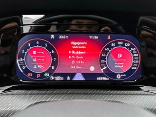 Volkswagen Golf 1.5 eTSI R-Line (2x)| Stoelverwarming | Carplay | Adaptive Cruise | / 17