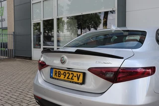Alfa Romeo Giulia 2.0T SUPER AUT ORIG.NL/A.CarPlay/Ad.Cruise/Stuur&Stoelverw./18inch 114dkm! / 29