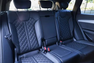 Audi Q5 50 TFSI e S edition  | BTW | 21 INCH | LEDER | ELEK.TREKHAAK | SOH 87% | STOELVERWARMING | / 44