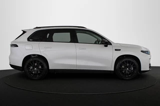 Leapmotor C10 Design REEV 28.4 kWh / 35