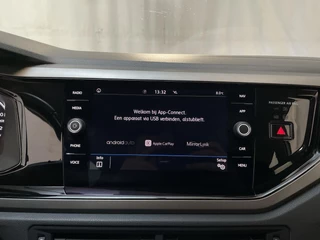 Volkswagen Polo 1.0 TSI Comfortline R-Line Navigatie DAB+ App-Connect / 19