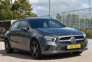 Mercedes-Benz A-Klasse 200 4MATIC 164 pk Premium  | Open dak | Camera | Carplay | DAB | Vrtual cockpit | Stoelverwarming | Full LED / 5