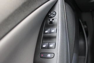 Opel Crossland X 1.2 Turbo Innovation  | Trekhaak | Head-up | Winterpack | Camera | Origin NL / 18