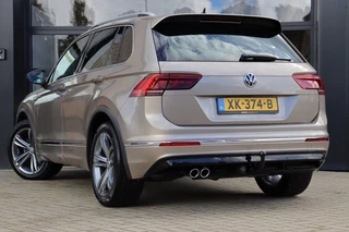 Volkswagen Tiguan 1.4 TSI ACT Highline Business R | Dealer Onderhouden | Led | Virtual | Stoelverwarming | Trekhaak | Carplay / 46