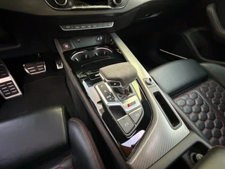 Audi A4 Avant 2.9 TFSI RS 4 quattro / Pano / Keramisch / ABT / Top View / Head-Up / Milltek / 38