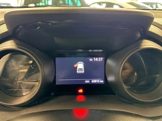 Toyota Yaris 1.5 Hybrid Style / LED / head-up / panoramadak / camera / keyless / 24