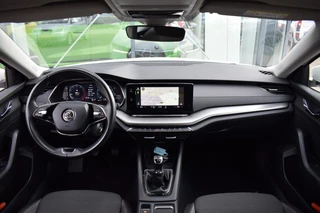 Skoda Octavia 1.0 TSI Business Edition | Apple CarPlay | Sportstoelen | Climate | Cruise / 12