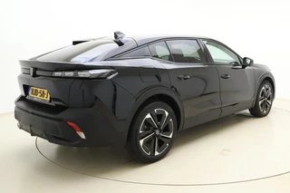 Peugeot 408 1.2 Hybrid 145 e-DCS6 Allure | Adaptive Cruise Control | Camera | Full LED | 19'' Lichtmetalen velgen | Climate Control | Navigatie | Apple Carplay & Android Auto | Keyless Entry & Start / 2