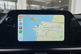 Lexus UX 250h F Sport Line | CAMERA | ADAPTIVE | KEYLESS | CARPLAY / 15