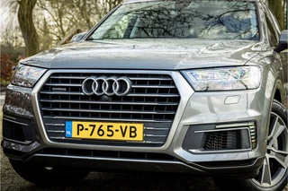 Audi Q7 3.0 TDI e-tron Quattro  Panorama Luchtvering / 2