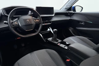 Peugeot 208 1.2T 100pk Allure Pack | Climate & Cruise Control | Navigatie | 3D Cockpit | Parkeersensoren | / 17
