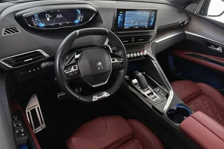 Peugeot 3008 1.6 HYbrid 225 GT 1e Eigenaar Panoramadak Leder FOCAL / 6
