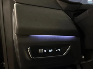Lynk & Co 01 1.5 / pano / navi / camera / Infinity / memory / elec klep / Apple Android carplay / 16
