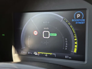 Fiat 600e Abarth Scorpionissima 54 kWh | Apple-Android | Sportstoelen | Parkeercamera / 15
