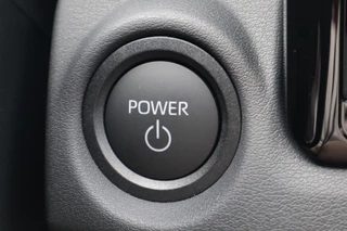 Toyota bZ4X Touring Dynamic 75 kWh NIEUW & DIRECT LEVERBAAR! BLIND-SPOT PARK-SENSOREN STOEL/STUURVERW APPLE/ANDROID 18" LM-VELGEN / 30