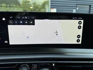 Peugeot 5008 1.6 Plug-in Hybrid 225 PK GT 7 Persoons | Apple Carplay/Android Auto | Climate Control | lichtmetalen velgen 20 Inch | Panorama Dak | Verwarmde Voorstoelen / 23