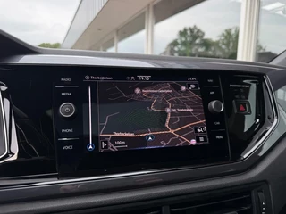 Volkswagen Polo 1.0 TSI Highline Business R NL Auto Pano R-Line Int. Ext. Carplay / 10