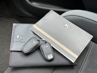 DS DS 4 BWJ 2017 1.2 131 PK Chic  | CLIMA | CRUISE | NAVI | CAMERA | APPLE CARP. | LEDER-ALCANTARA | PRIV. GLASS | MULTIFUNCT. STUUR / 32