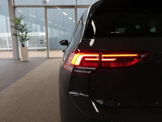 Volkswagen Golf 1.0 eTSi 110pk DSG Business 5-drs. CAMERA/KEYLESS/WINTERPACK/CARPLAY/17INCH / 60