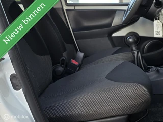 Toyota Aygo 1.0 VVT-i Aspiration / 18