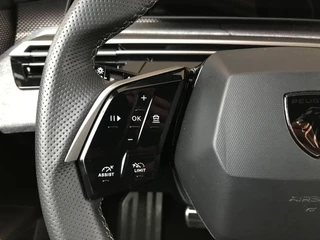 Peugeot 5008 Hybrid 145 GT Automaat / 18