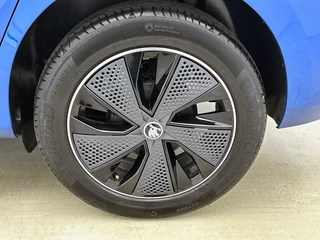 Skoda Kamiq 1.0 TSI Monte Carlo | Panodak | CarPlay | Stoelverwarming | Virtual Cockpit / 10