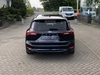 FORD Focus 1.0 EcoBoost Hybrid 125pk ST-Line / 9