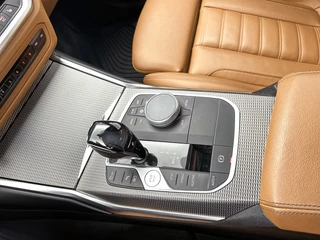 BMW 3-serie 330e High Executive M Sport | Cruise Control | CarPlay | Stoelverwarming | / 21