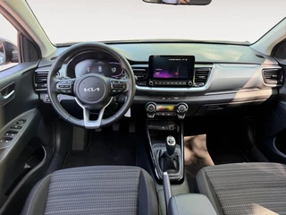 Kia Stonic 1.0 T-GDi MHEV DynamicLine Navigatie | Climate Control | Cruise Control | Apple CarPlay & Android Auto | Resterende fabrieksgarantie TM 150.000 KM | 2035 / 13