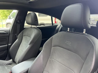 Volkswagen Arteon 2.0 TSI R-Line Business  | BTW | Pano | ACC | PDC | Lane/Front assist | Stoelverw. | / 17