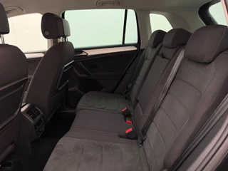 Volkswagen Tiguan 1.5 TSI ACT Comfortline | Automaat | Adaptive Cruise | Stoelverwarming | CarPlay | Camera | Trekhaak / 12