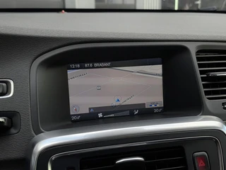 Volvo V60 1.6 T3 R-Design / 30