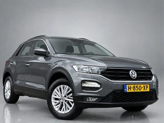 Volkswagen T-Roc 1.0 TSI Style 116 pk  | adaptieve cruise control | navigatie | parkeersensoren | all season banden | climate control / 4