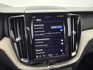 Volvo XC60 2.0 B5 Inscription 264PK | Wegklapbare Trekhaak | Leer | Camera | Stoel/Stuurverwarming / 23