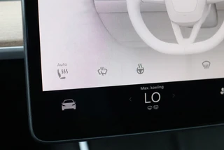 Tesla Model 3 Long Range Premium Highland AWD 78kWh SOH 92.5% l FSD4 (HW4) l AMD RYZEN l Warmtepomp / 18