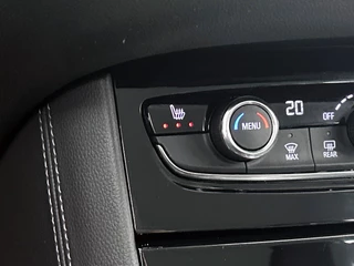 Opel Grandland X 1.6 Turbo Hybrid4 Business Elegance | Automaat | Cruise control | Stoelverwarming | Parkeersensoren / 22