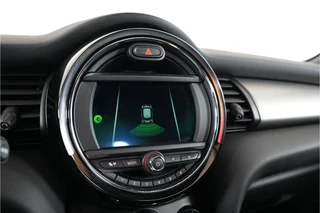 MINI 3-deurs 1.5 Cooper Chili  | Pano | Leder | Stl. verw. | PDC | Sportstoelen | / 20