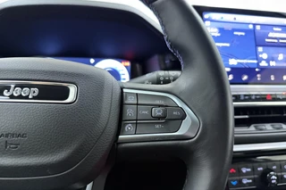Jeep Compass 1.5T e-Hybrid S | Automaat | Rondomzicht Camera | Lederen bekleding | Stoel & Stuurverwarming | Lichtmetalen velgen | Keyless | Climate control / 23