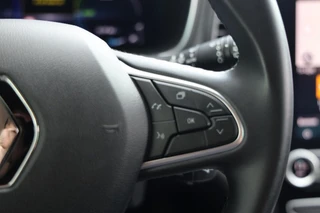 Renault Megane Estate 1.6 E-Tech Plug-In Hybrid 160 Intens|Camera|HUD|Keyless|Dodehoek assistentie / 22