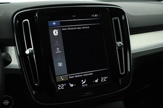 Volvo XC40 1.5 129pk Automaat T2 Core Camera Keyless Sportstoelen Stoelverwarming Navigatie / 19