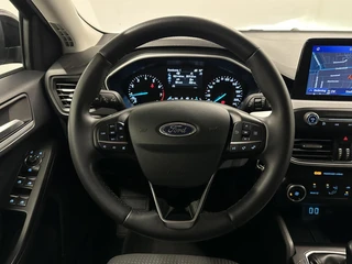 Ford Focus 1.0 EcoBoost Hybrid Trend Edition Business CAMERA / 20