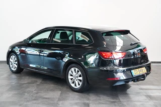 SEAT Leon ST 1.0 EcoTSI Style Business Intense  Navigatie CruiseControl Trekhaak! / 2