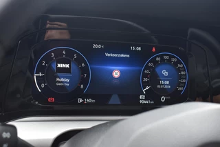Volkswagen Golf Variant 1.0 TSI Life Business BSM | Navigatie | Stuur/Stoelverwarming | Sfeerverlichting | 12 mnd BOVAG garantie | Whatsapp 06-53188999 / 11