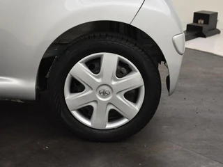 Toyota Aygo 1.0-12V Comfort Navigatie | 1e eigenaar | PDC / 17